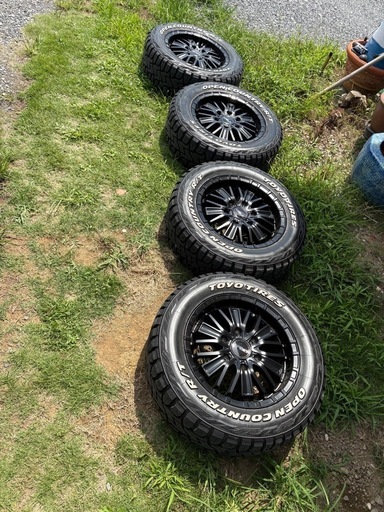 ハイエース 200系トーヨーオープンカントリー R/T 16インチタイヤセット