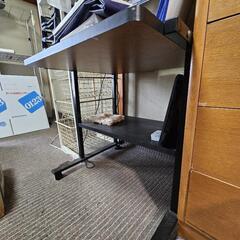 無料　パソコン机の画像