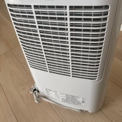 SHARP 除湿機の画像