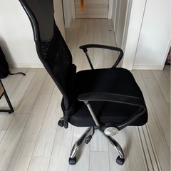 オフィスチェアの画像