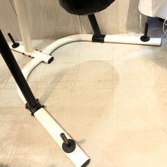 ■13128■CENTURY スタンド サンドバッグ ヘビーバッグ 吊り下げ センチュリー パンチングマシーン ボクシング トレーニングの画像