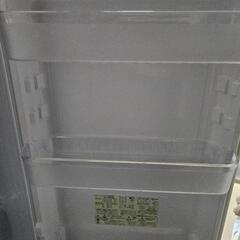 (受け取り先決定)２０１２年製造　シャープ　冷蔵庫の画像