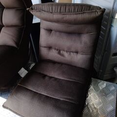 【相模原市中央区田名】分売不可&現状お渡し!! カインズ 回転座椅子&座椅子 ブラウン2点セットの画像