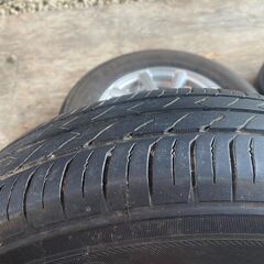 145/80R13 東北6県無料配達対応‼️爆安‼️最終値下げ‼️①超超超バリ溝❗ 国産　トーヨータイヤ❗ アルミ付き 国産 タイヤ !!　夏 サマータイヤ　軽自動車　軽トラ　軽　トラックの画像