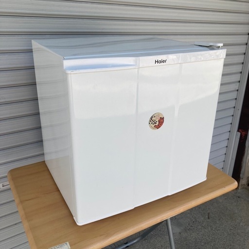 ★中古美品ハイアール 冷蔵庫 1ドア直冷式冷蔵庫 40L JR-N40J-W Amazon.co.jp: JR-N40J-W(ホワイト) 1ドア直冷式冷蔵庫 40L