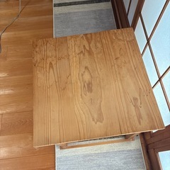 手作り　木製ベットサイドテーブルの画像