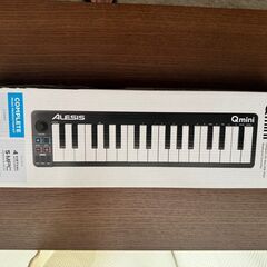 ALESIS Qmini Compact 32-Key USB-Midi Keyboard Controllerの画像