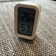 無印良品　デジタル温湿度計ホワイト／型番：ＭＪ‐ＤＴＨＷ１　電池入りの画像