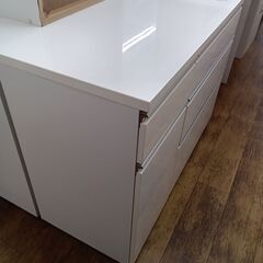 ★リユースのサカイ水戸店★レンジ台ホワイトH85.5×D50.5×W119.5クリーニング済みMT5151の画像