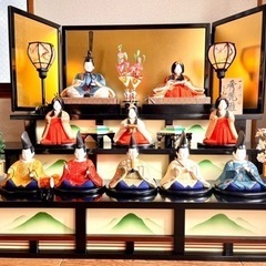 【中古】お雛様屏風と雛壇の画像