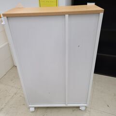 J1241【リユースのサカイ柏店】スリムキッチンラック　クリーニング済みの画像