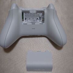 ★XBOX ワイヤレスコントローラー モデル1914 ロボットホワイトの画像