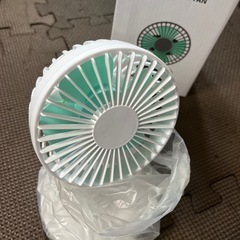 卓上扇風機　新品未使用の画像