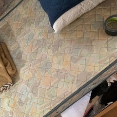 ベッド
の画像