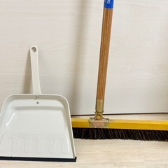 【無料】ほうきとちりとりセットの画像