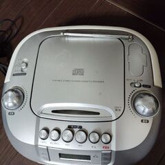 ジャンク CDラジカセ アズマ 2021年製の画像