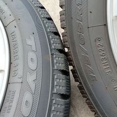 冬15インチ 日本製175/65R15【~90％富山】アクア ヴィッツ カローラ ポルテ フィット シャトル スイフト キューブ 冬 トーヨー 東洋 TOYO 中古4本の画像