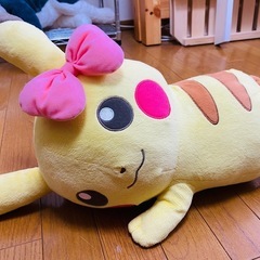 ピカチュウ ぬいぐるみの画像
