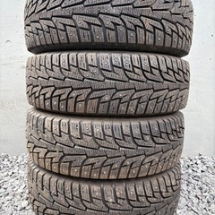 道内送料無料❗️新品❗️175/80/13冬タイヤ☆チップピンスパイクタイヤイボ付き 北海道 旭川市のスパイクタイヤの中古が安い！激安で譲ります