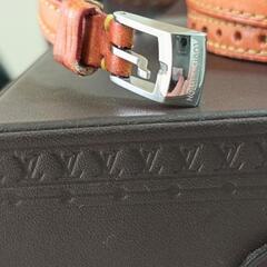美品。LOUIS VUITTON　タンブール　トリプルコイルド　腕時計の画像