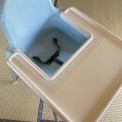 アンティロープ　IKEA ハイチェア　ベルトと机付き　帰省用に？の画像