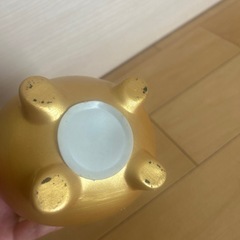 貯金箱の画像