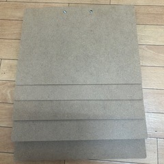 A4サイズクリップ ボード横型　茶色5枚セットの画像