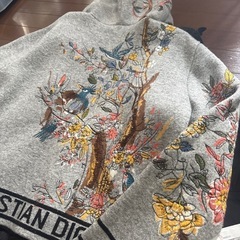 Dior刺繍パーカーの画像
