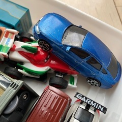 ミニカー　トーマス　たくさん　カプセルプラレールの画像