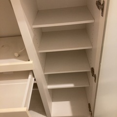 食器棚　引き受け取り者決定済みの画像