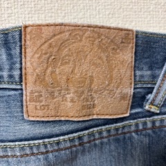 定価4.5万円　EVISU ダメージデニム　32の画像