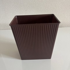 ゴミ箱の画像
