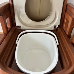 ポータブルトイレの画像