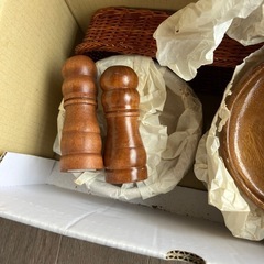 木製の皿の画像