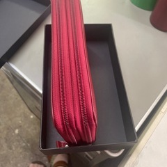 本革長財布❣️外側チャック２つで❣️たくさん収納‼️の画像