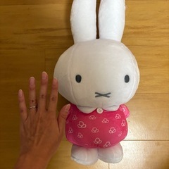 ミッフィー　ぬいぐるみの画像