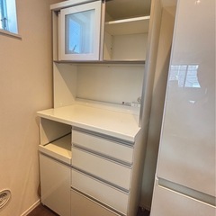 ナ*Ｇ様 【最終値下げ】食器棚【2025年3月28日発送】 製品詳細 | 検索結果一覧 | 製品検索 | 製品情報 | 三甲株式会社