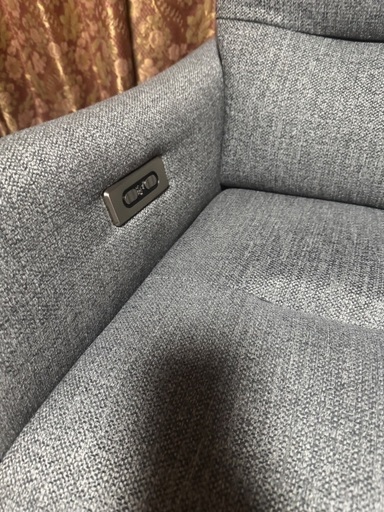 ニトリ電動布張りリクライニングパーソナルチェア LE01-2 2025年製