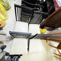 関家具 フラワーチェアの画像