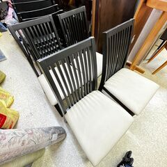 関家具 フラワーチェアの画像
