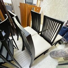 関家具 フラワーチェアの画像