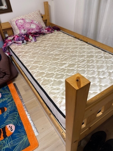 シングルベッド