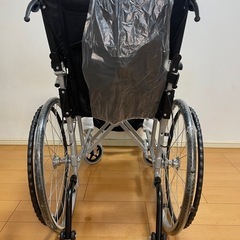 新品未使用・折りたたみ式軽量車椅子の画像