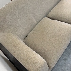 【購入者決定済
】2人掛けソファ　（カバー付き）の画像