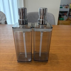 未使用シャンプーボトル2本セット　の画像