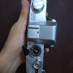 172【匿名配送】 ミノルタ SRT101 一眼レフ フィルムカメラ 露出計OK 172【匿名配送】 ミノルタ SRT101 一眼レフ フィルムカメラ 露出