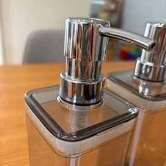 未使用シャンプーボトル2本セット　の画像