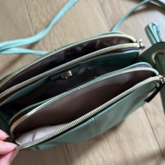 ショルダーバッグの画像