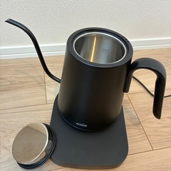 【美品】Kocokara ドリップケトル 最新モデル　ブラック　ミルク　新生児の画像