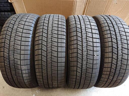 お話し中です】 バリ溝、185-65R15 4本 現役バリバリ、今年の冬に